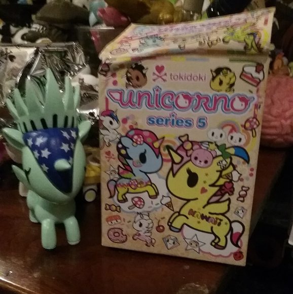 TOKIDOKI - Liberty - from Unicorno Series 5 - with box and flyer - Picture 10 of 10